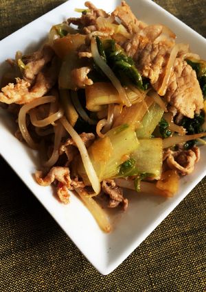 大根白菜もやしで!辛旨!豚キムチ炒め-レシピのメイン写真