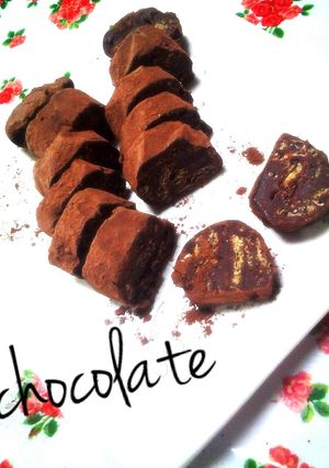 材料4つ❀バレンタインに簡単チョコサラミ-レシピのメイン写真