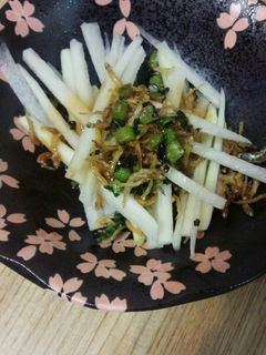 大根サラダ~じゃこと大根の葉炒めのせ~-レシピのメイン写真