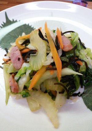 ♡セロリと塩昆布シャキシャキ野菜炒め♡-レシピのメイン写真