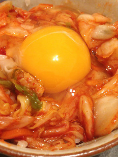 手間なし!韓国産キムチの卵かけご飯-レシピのメイン写真