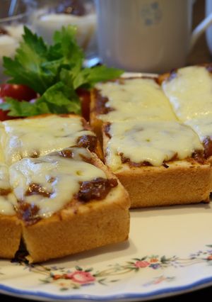 残りもので・・焼きチーズカレートースト♡-レシピのメイン写真