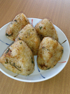 2種のゴマで焼きおにぎり♬-レシピのメイン写真