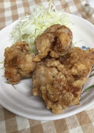 カリカリジューシーな自慢の鶏のから揚げ-レシピのメイン写真