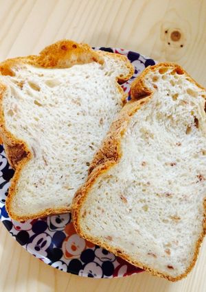 煮豆リメイク☆もちもち豆パン-レシピのメイン写真