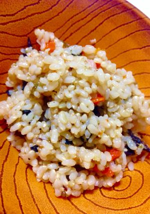 炊き込みご飯 おにぎり・お稲荷さんにも！-レシピのメイン写真