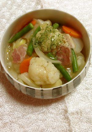 カリフラワーと白菜のスープ煮-レシピのメイン写真