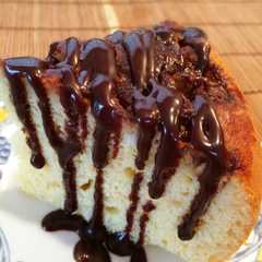 รูปของ チョー簡単♡炊飯器でバナナケーキ