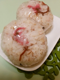 春を先取り混ぜるだけ♪「桜ごはん」-レシピのメイン写真