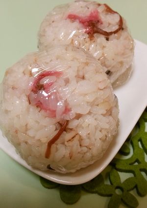 春を先取り混ぜるだけ♪「桜ごはん」-レシピのメイン写真