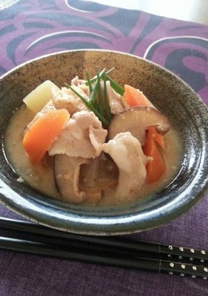 豚バラで・粕汁-レシピのメイン写真