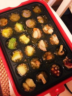 簡単楽しい♪たこ焼き器でアヒージョ♡-レシピのメイン写真