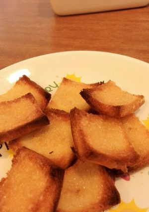＊ココナッツオイルで食パンラスク＊-レシピのメイン写真
