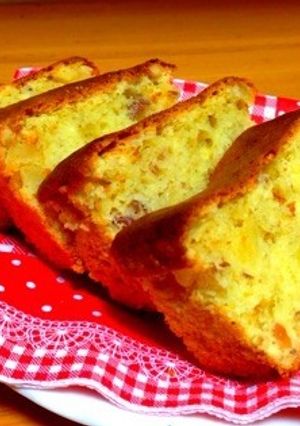 ココナッツオイルとナッツとリンゴのケーキ-レシピのメイン写真