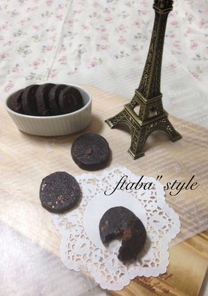 ほろ苦☯ゴロゴロチョコのブラッククッキー-レシピのメイン写真