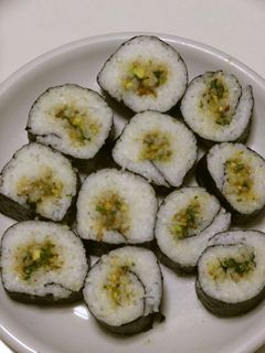 アボカドと香菜と鰹節のエスニックのり巻き-レシピのメイン写真