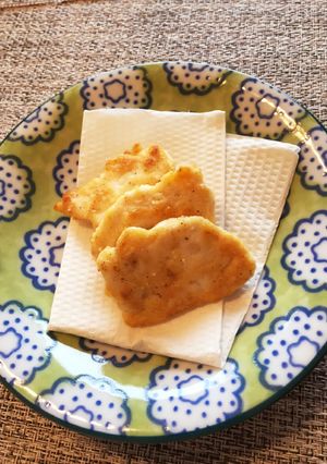 お弁当にも☆簡単柔らか鶏むね肉肉のピカタ-レシピのメイン写真