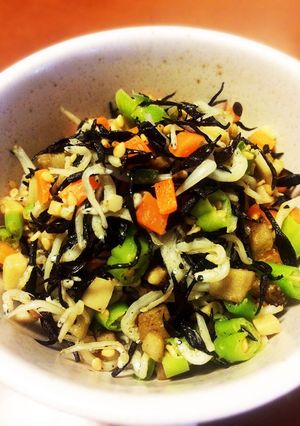 野菜たっぷり☆じゃことひじきの混ぜご飯-レシピのメイン写真