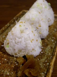 ミニーさんの♪ねぎ塩山椒でジャコおにぎり-レシピのメイン写真