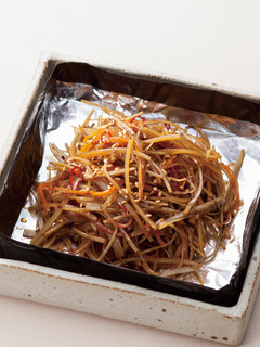 ホイルの包み焼きで手軽に♪きんぴらごぼう-レシピのメイン写真