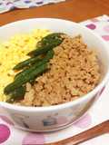 子ども大好き♪鶏そぼろ丼♡