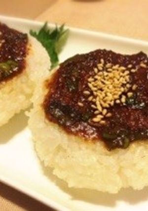 ネギ味噌 焼きおにぎり-レシピのメイン写真