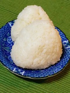 塩握り びっくり美味しい！コンビニ風塩おにぎり by claire0147