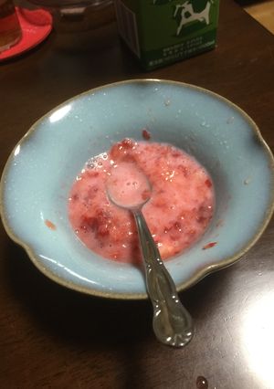 世界一おいしいイチゴミルク-レシピのメイン写真
