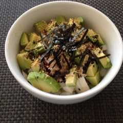 รูปของ ヘルシーアボカド丼♡