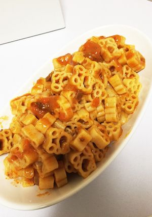 キティーちゃんマカロニとミートソースで-レシピのメイン写真