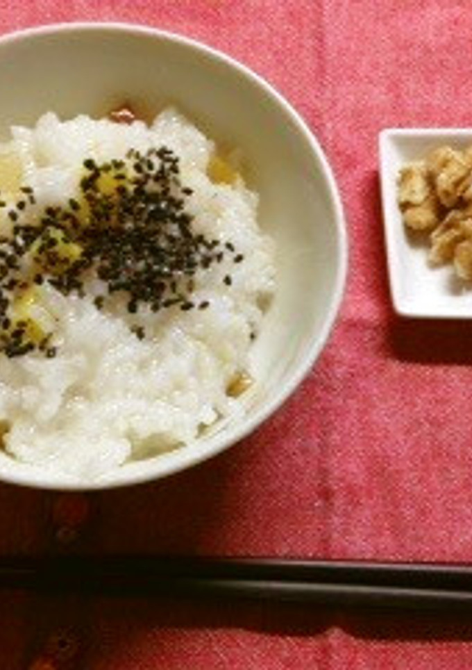 お芋と林檎のとろっとおかゆ〜-レシピのメイン写真