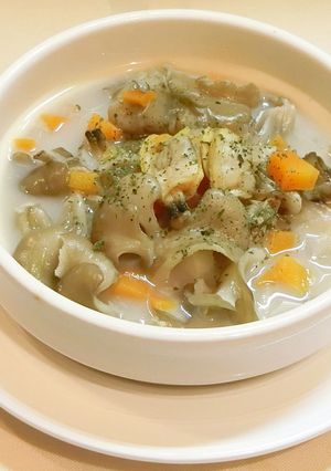 アサリと舞茸のホワイトスープ-レシピのメイン写真