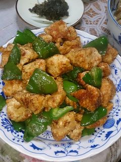 ご飯が進む★唐揚げとピーマンの味噌炒め-レシピのメイン写真