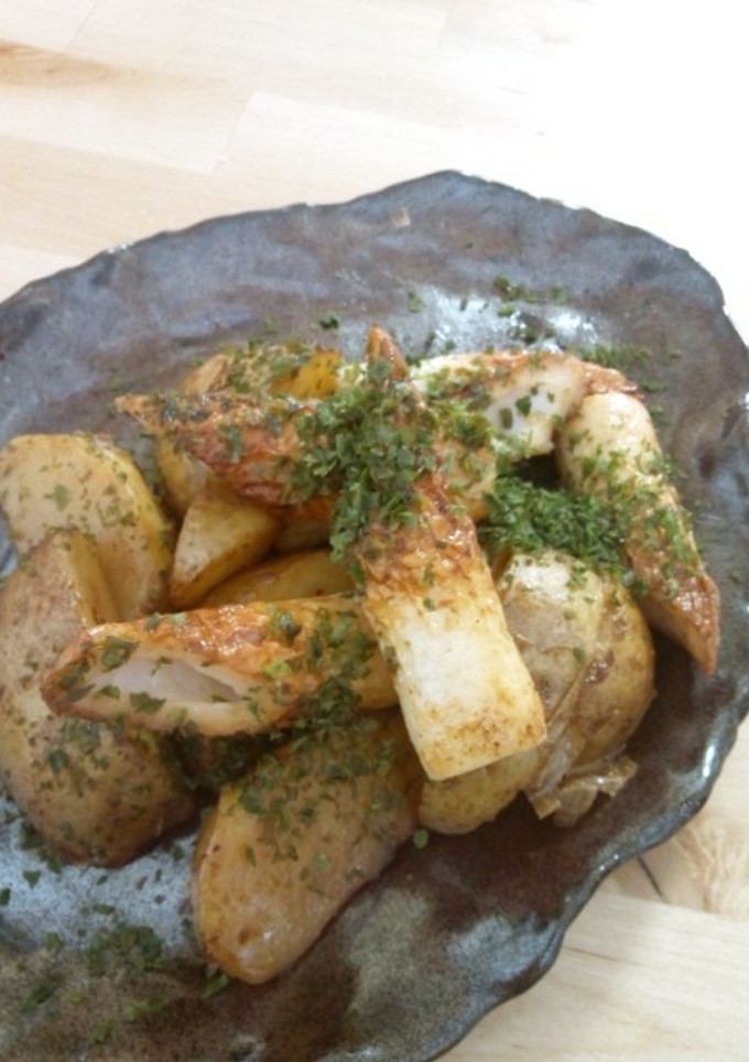 簡単☆じゃがいも＆ちくわのバター醤油炒め-レシピのメイン写真