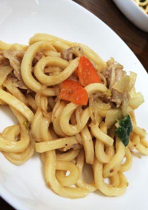 簡単！ランチにも！味噌焼きうどん♡-レシピのメイン写真