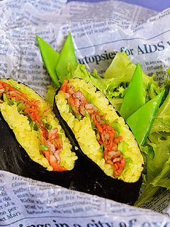 カレーきんぴらが入った ☆ おにぎらず-レシピのメイン写真