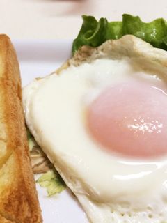 卵焼きフライパンで♡半熟目玉焼きトロ〜ン-レシピのメイン写真
