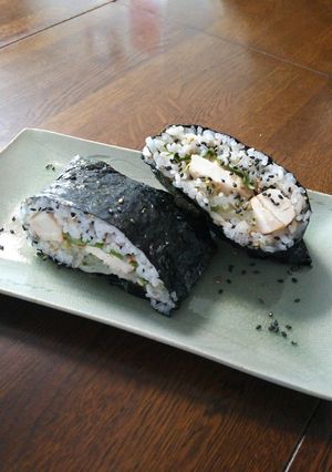 ヘルシーささみ塩麹おにぎらず-レシピのメイン写真