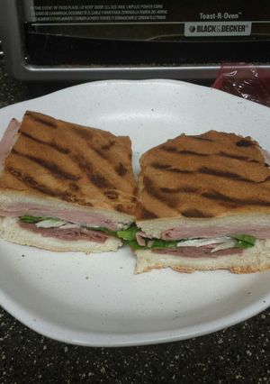 ランチにパニーニサンドイッチ-レシピのメイン写真