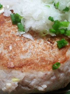 シャキシャキれんこんハンバーグ-レシピのメイン写真