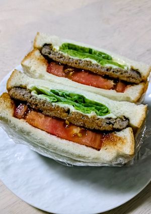 ハンバーグサンド-レシピのメイン写真