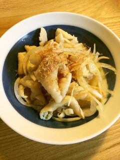 居酒屋メニュー☆新玉ねと鶏皮ポン酢-レシピのメイン写真