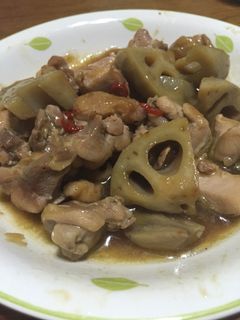 とっても簡単!蓮根と鶏肉の煮物-レシピのメイン写真