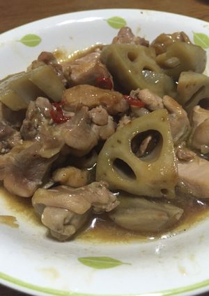 とっても簡単!蓮根と鶏肉の煮物-レシピのメイン写真