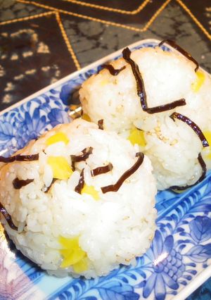 おひとりさまの沢庵と塩こぶのおにぎり-レシピのメイン写真