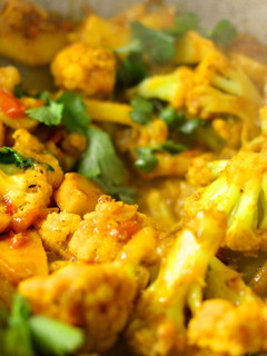 インドのじゃがいもとカリフラワーのカレー-レシピのメイン写真