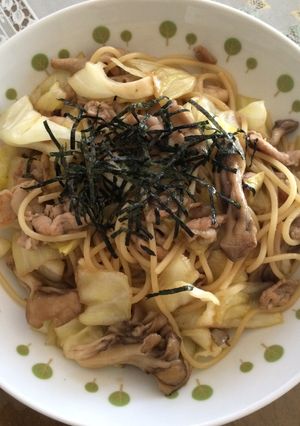 キャベツとマイタケのスパゲッティ-レシピのメイン写真