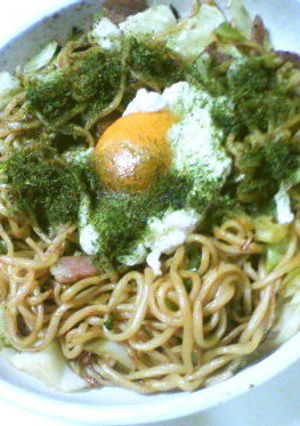 深夜食堂の焼きそば（目玉焼きのせ）-レシピのメイン写真