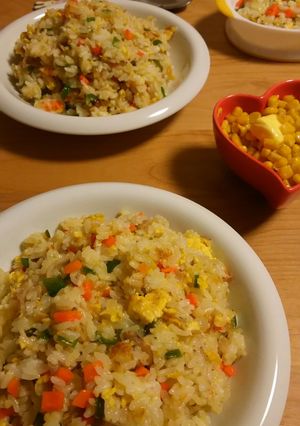 離乳食の取り分けも♪彩りチャーハン-レシピのメイン写真