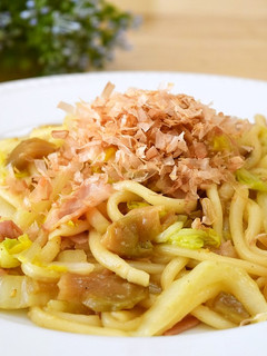 白菜とザーサイの焼きうどん♪-レシピのメイン写真